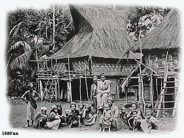 Foto taken by   Charles Klin Grotte/H.Stafell [ 1880'an ]