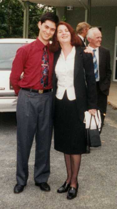 Mum_and_I_at_Counsins_Wedding.jpg