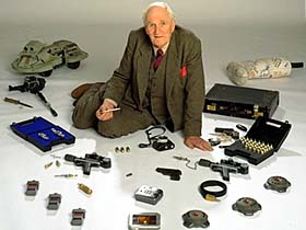 Q with Gadgets