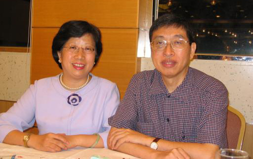 MakWingSing.jpg (68734 bytes)
