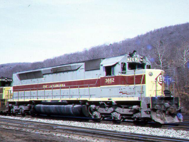 EL SDP45 3662
