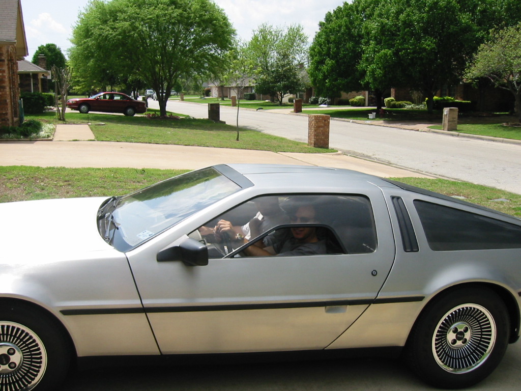 Yeah Baby, look inside - that is me sitting at the wheel of my Delorean !!! Sweeeeeet !!!!!!