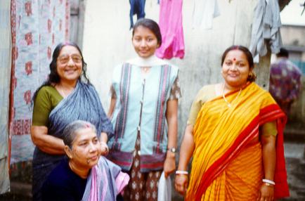 Sudarshana visits aunts at Kidderpore