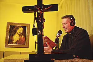 Padre Marcelo Rossi: prega��es ouvidas por 2 milh�es de pessoas em tr�s capitais (Fabiano Accorsi)