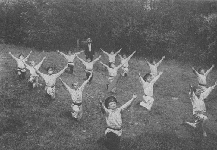 Oh, the happy little communist children!&nbsp; Yea!&nbsp; The war is over!&nbsp; Communism reigns.&nbsp; 