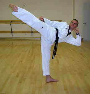 Rad_kick.jpg (34747 bytes)