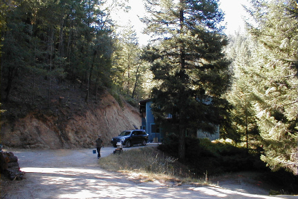 August 2004