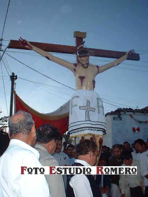 Procesi�n por las calles del pueblo el 6 de enero