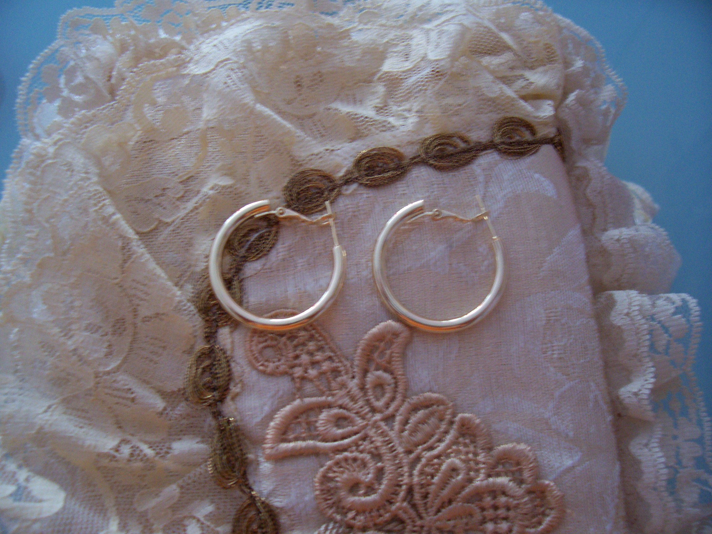 GoldLoopEarring