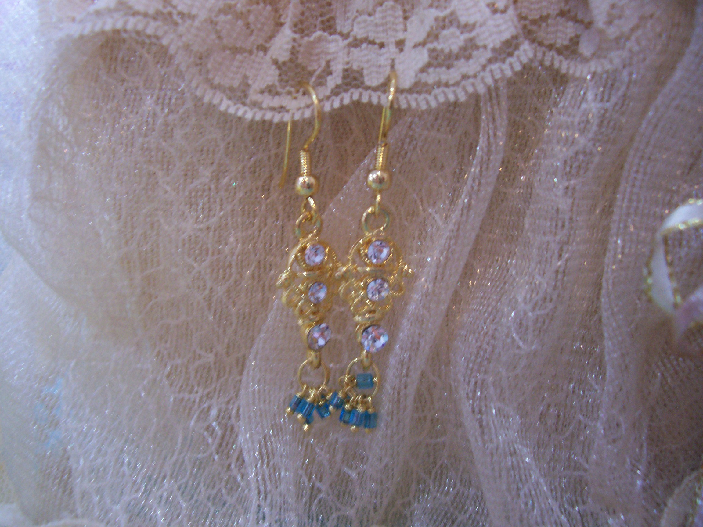 BeadedDangleEarring
