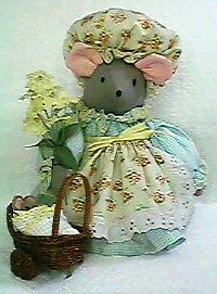 [mouse and baby]