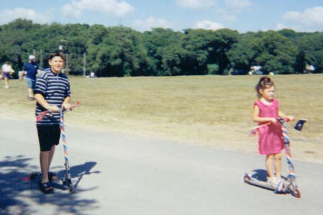 Ryan & Christina during the Children's Parade, '01