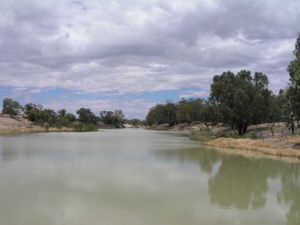 DMenindee5.JPG