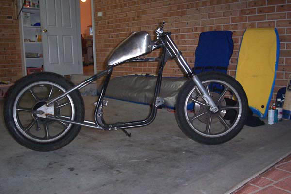 E_side_tank