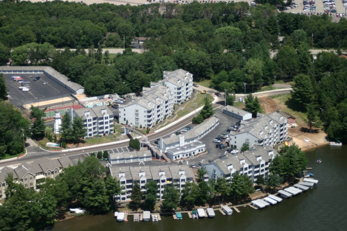 Wisconsin Dells Waterfront condo