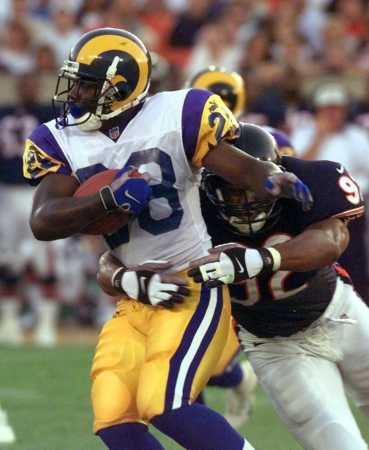 capt.rams_bears.jpg (21131 bytes)
