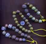 thumb of beads
