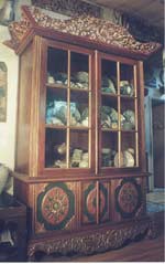 thumb of cabinet