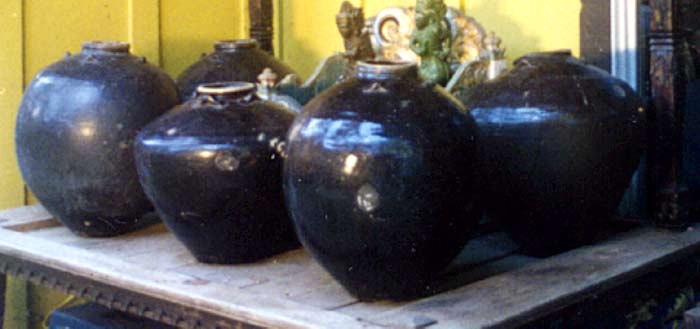 Matavan Jars