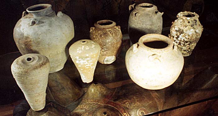 Sung Jars
