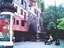 Hundertwasser_haus.jpg