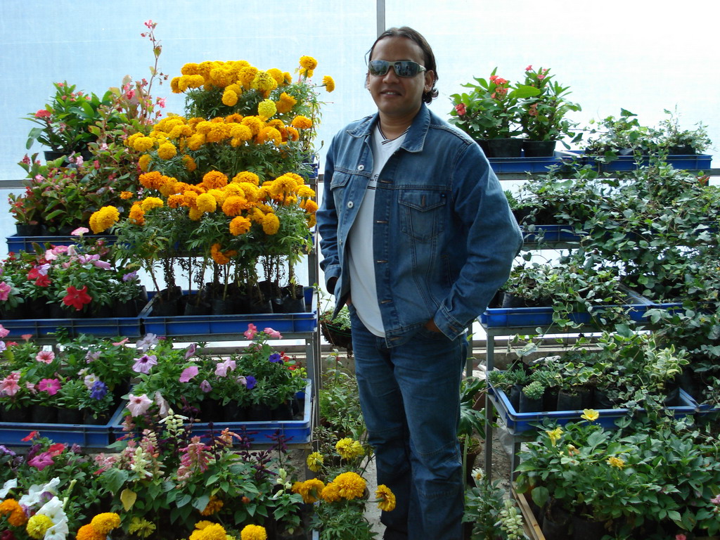 vivek.jpg - 224492 Bytes