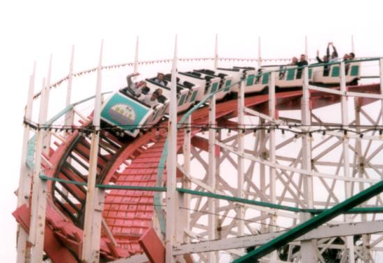 Belmont-2-01-Around-swooping-drop.jpg (585054 bytes)