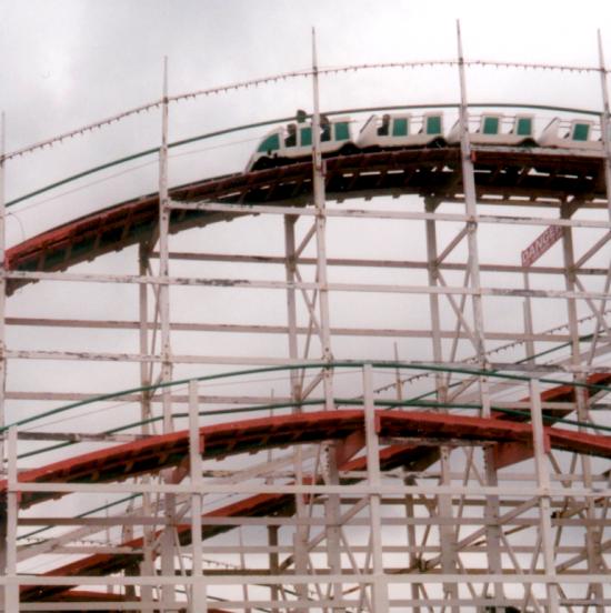 Belmont-2-01-over-hill-and-structure.jpg (762298 bytes)