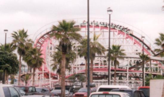 Belmont-2-01-turnaround-from-beach.jpg (682161 bytes)