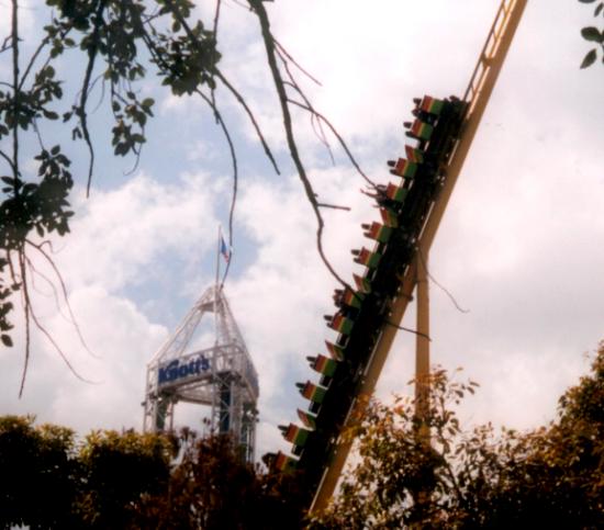 KNotts-2-01-Montezoomas-back-spike-side.jpg (721917 bytes)