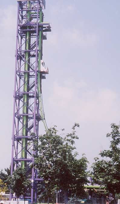 SFO-6-0-Free-fall.jpg (34026 bytes)
