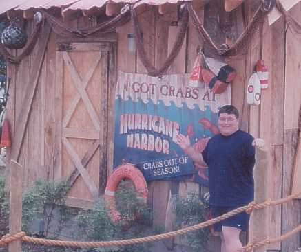 SFO-6-00-Jake-got-crabs.jpg (21421 bytes)