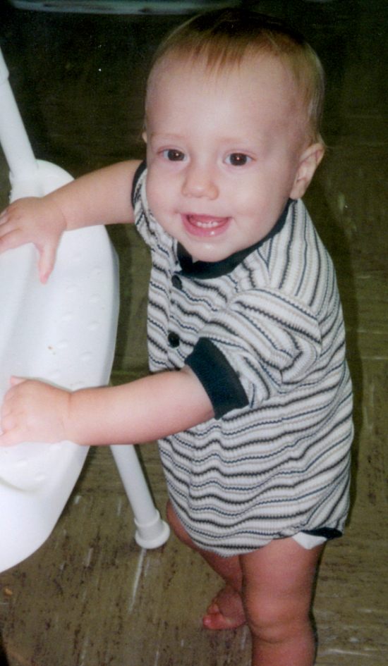 Bond-5-01-Standing-up-by-highchair.jpg (1033541 bytes)