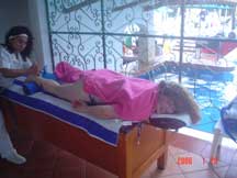 Arayna receiving a 1-hr Swedish massage