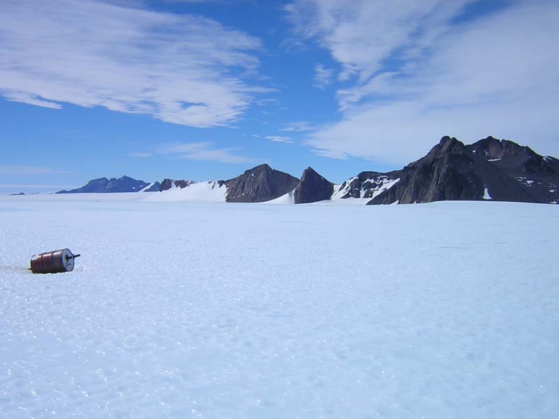 Mt Henderson and the North Massons, Ice Plateau, East Antarctica