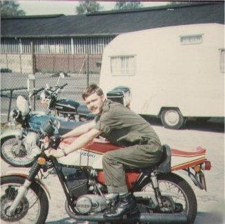 This is me (Ex Air Trooper Gerry Horn) ! Or rather it WAS, twenty some-odd years ago !