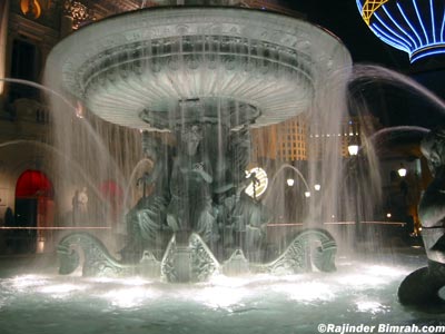 Paris Fountain