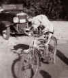 bike_dog.jpg (33194 bytes)
