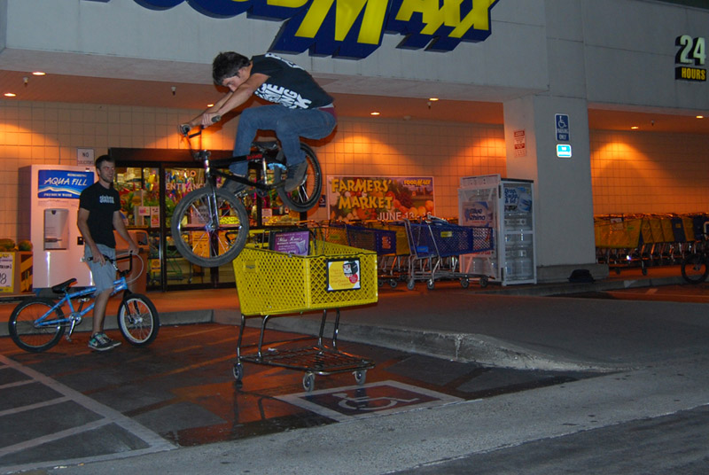 Joey_shophop2