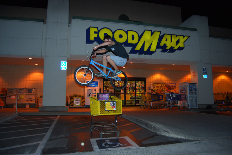 trent_shoppingcarthop