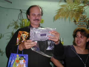 Abriendo los regalos Navide�os Ruben - Narianel