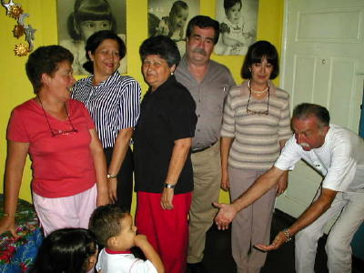 Nataha, Nancy, Mama Elba, Pepe, Lupe, Ivn Padrn y Aurelio