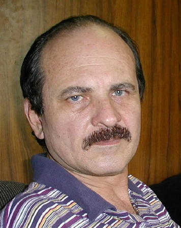 Dr. Rub�n D. Henriquez A.