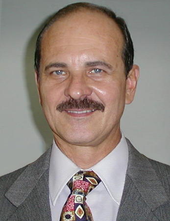 Dr. Ruben D. Henriquez A.