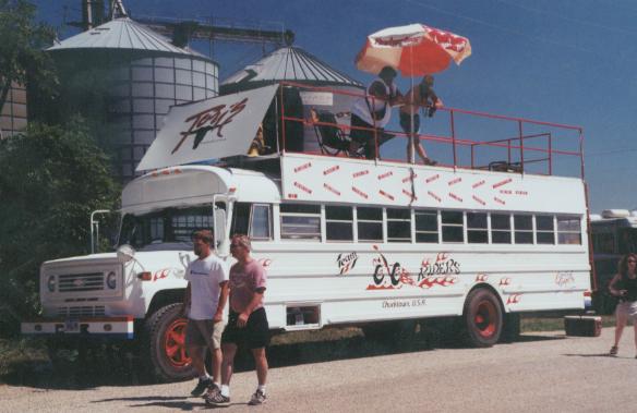 TEAM CC RIDER bus photo
