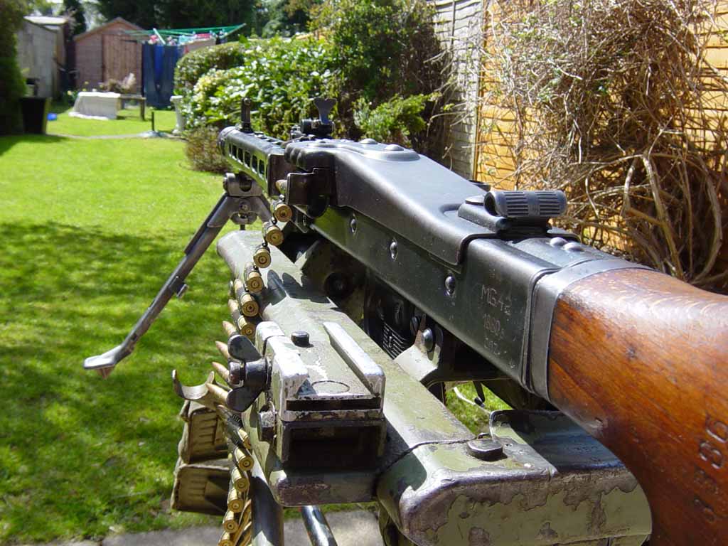 MG42