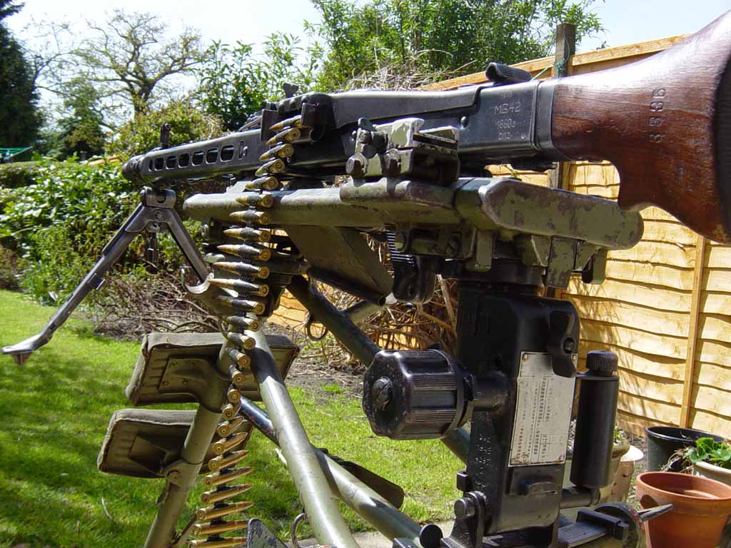 MG42