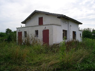 house3.jpg