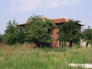 R(0039) 2 BIG HOUSES FOR SALE CHIRPAN REGION