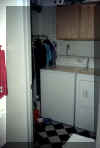 BathroomD2.JPG (17225 bytes)